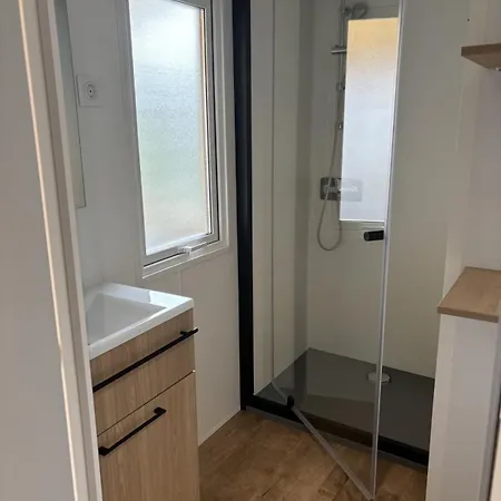 Mobilhome 2 6 Pers Bien Equipe *