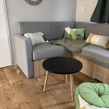 Mobilhome 2 6 Pers Bien équipé Hébergement de vacances *